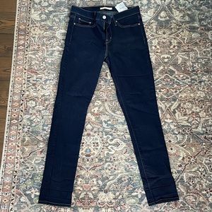 Levi’s Dark Wash 311 Shaping Skinny Women’s Jeans Size 29